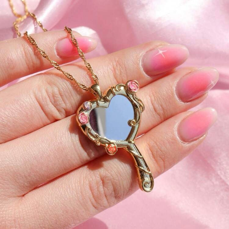 Handheld Heart Mirror Pendant Necklace